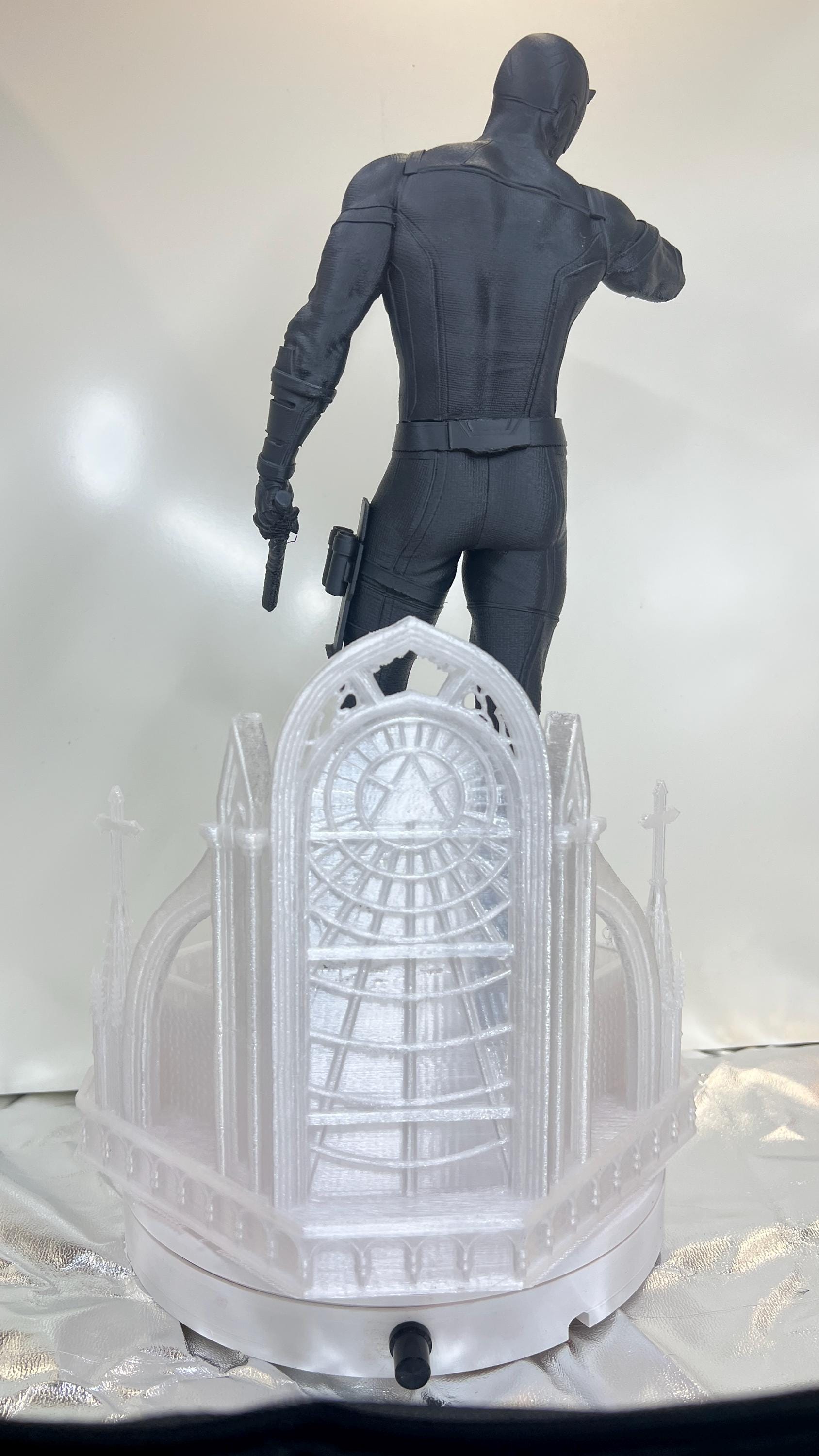 Daredevil Inspired 3D Printed Statue – 42cm Comic Figure Display